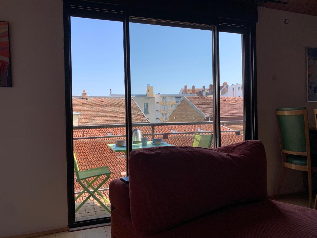 Chaleureux Appartement Centre Ville Proche Gare. Besancon Ngoại thất bức ảnh